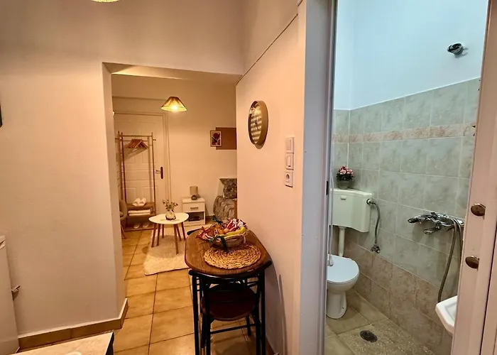 The Nest - Cozy In Arcadia * Tripoli